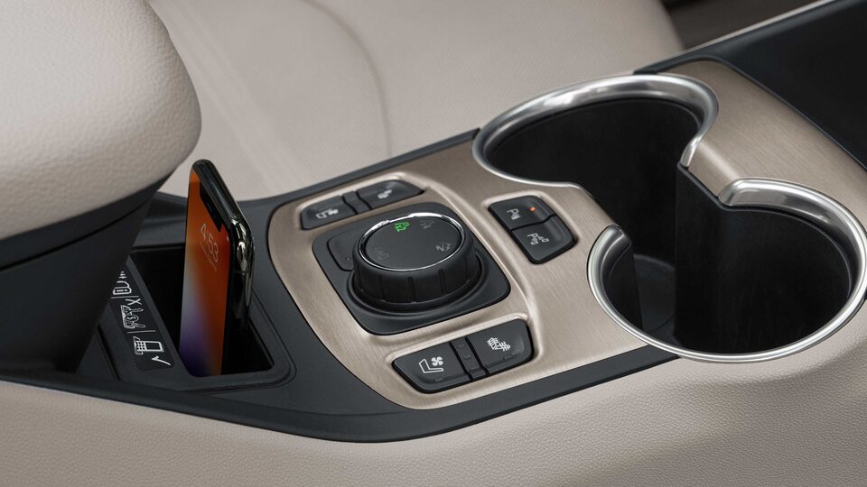 The Wireless Phone charging Capabilities of the 2023 GMC Terrain Denali
