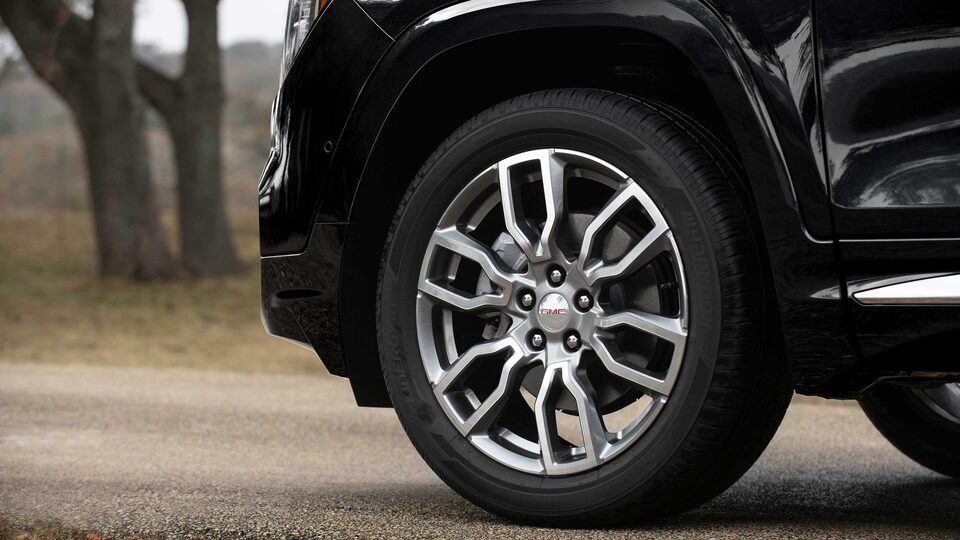 The Impressive Wheel & Rim Design of the Terrain Denali