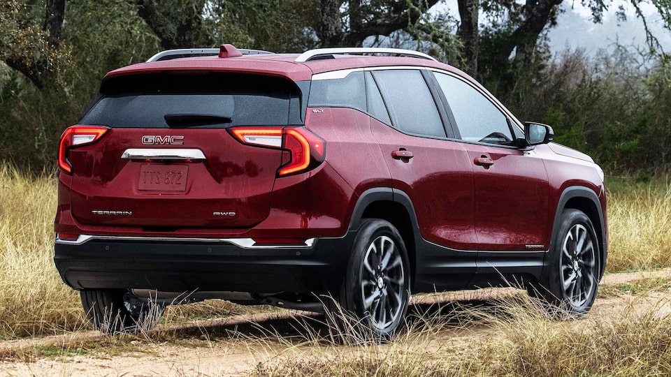 Model Details 2023 GMC Terrain SLE & SLT Crossover
