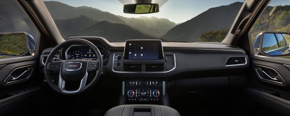 2022 GMC Yukon Full-Size SUV Interior - Front Seats and Dashboard