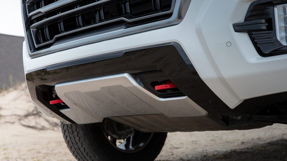 2022 GMC Yukon AT4 Full-Size Off-Road SUV Tire Tow Hooks
