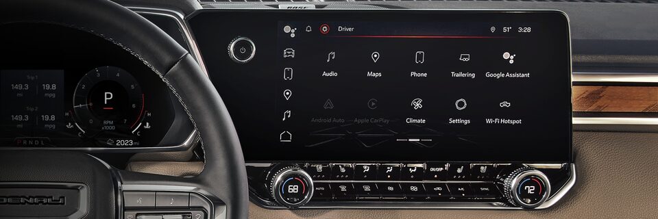 The Massive Infotainment System of the Canyon Denali
