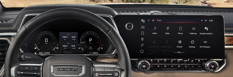 The Massive Infotainment System of the Canyon Denali