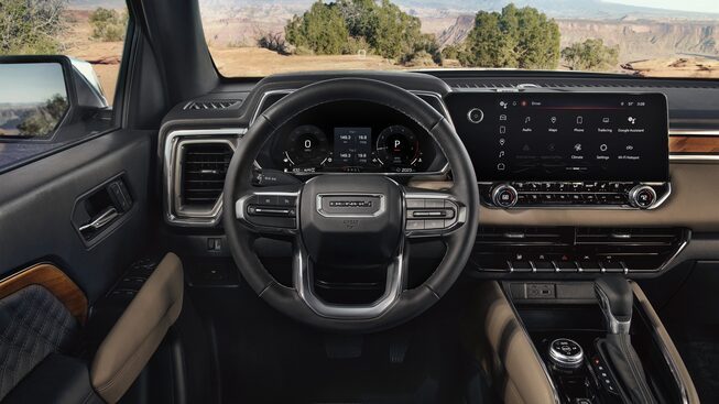 Rear Passenger view of the GMC Canyon Denali