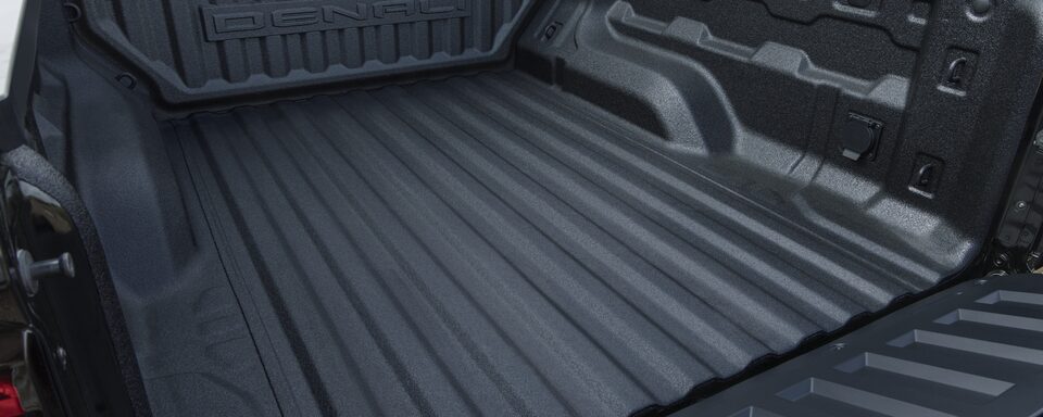 The Empty and Clean Cargo Bed of the GMC Canyon Elevation