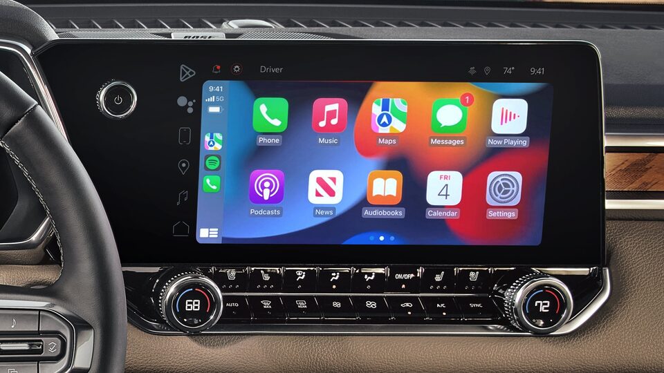 The Apple Car Play Feature of the GMC Canyon Denali