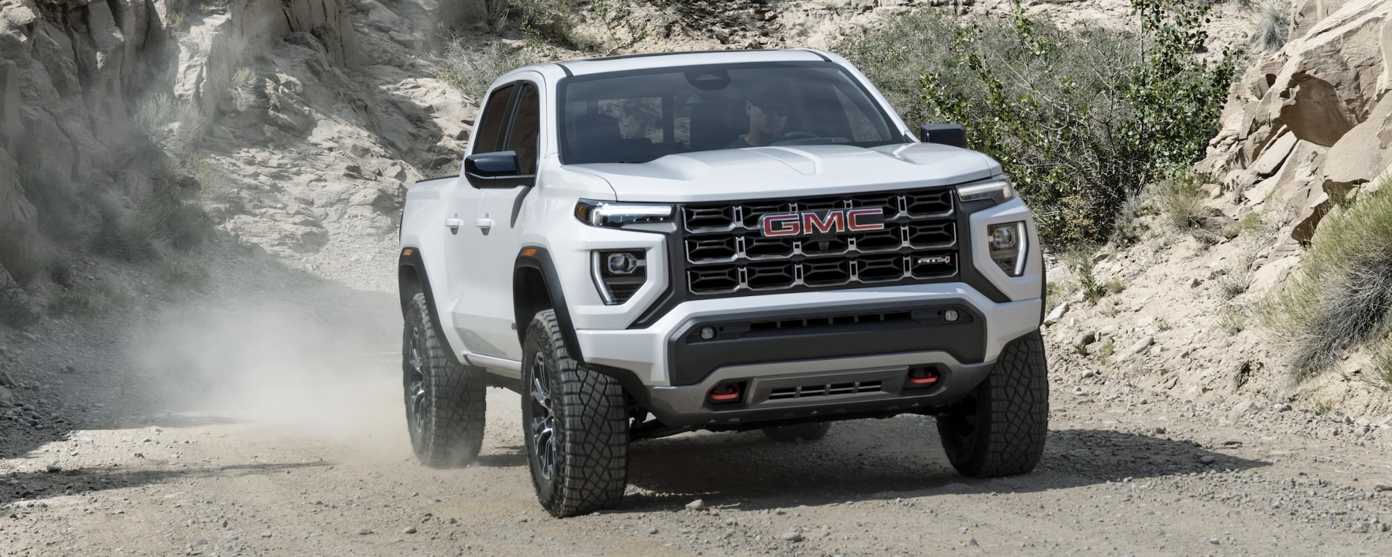 Comparing the GMC Canyon & Chevy Colorado Bob Moore GMC