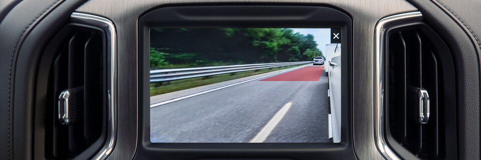 Rear Side View with Trailer Length Indicator Camera Technology of the Sierra HD