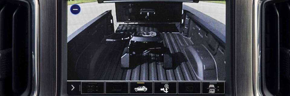 Bed View with Zoom & Bed Hitch Guidance Capability of the Sierra HD