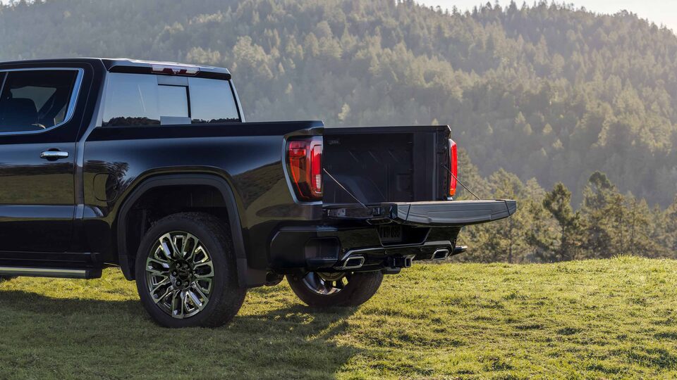 The MultiPro Tailgate Down of the 2023 Sierra