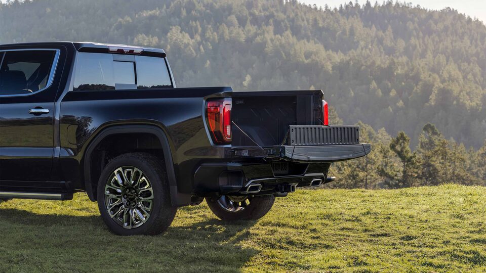 1 of 6 Convenient Functions of the 2023 Sierra LDs MultiPro Tailgate