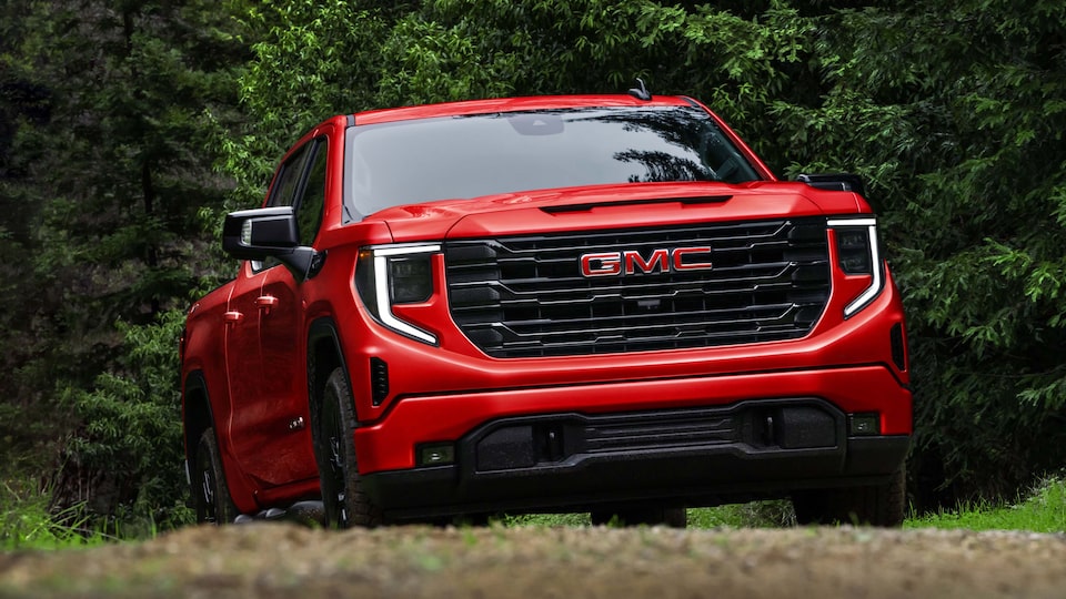 The Rearview Mirror of the GMC Sierra Displaying an Incredible View