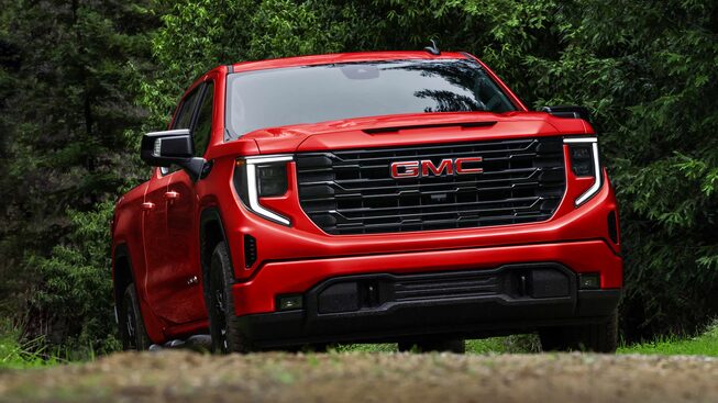 The Sierra 1500 Riding Off-Road with Ease