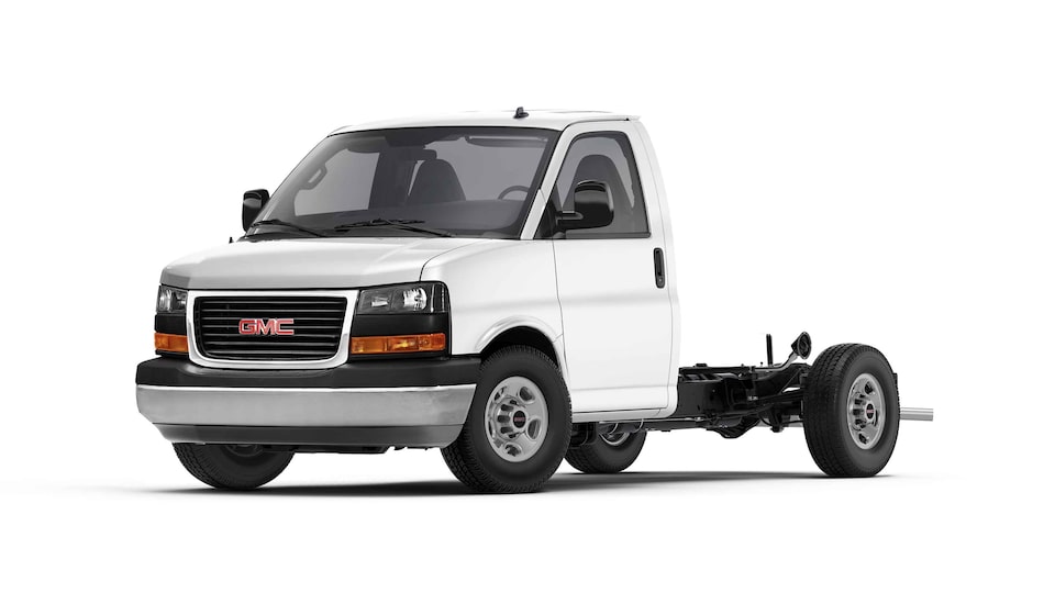 2023 GMC Savana Cutaway Commercial Van