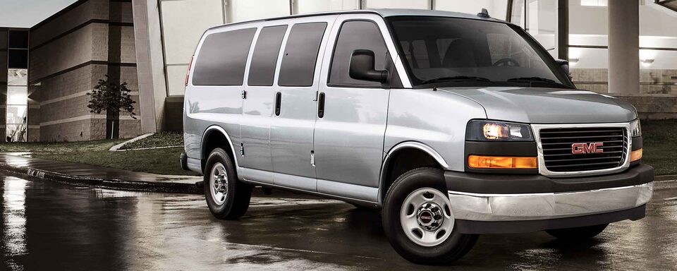 2023 GMC Savana Passenger Van Front Exterior Passenger Side View
