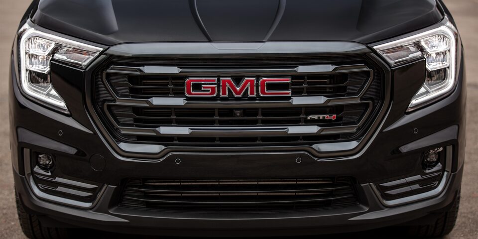 A Head-On Shot of the GMC Terrain AT4 Grille and Badging