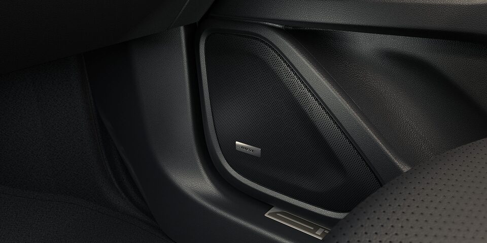 A Close-Up on the Bose Premium Audio System