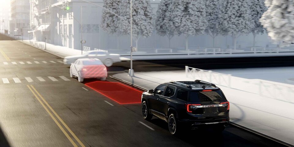 An Animated Shot of the Pro Safety Plus Feature of the GMC Terrain