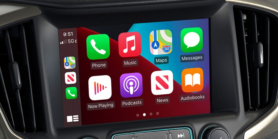 Close-Up on the Apple Carplay Feature of the GMC Terrain