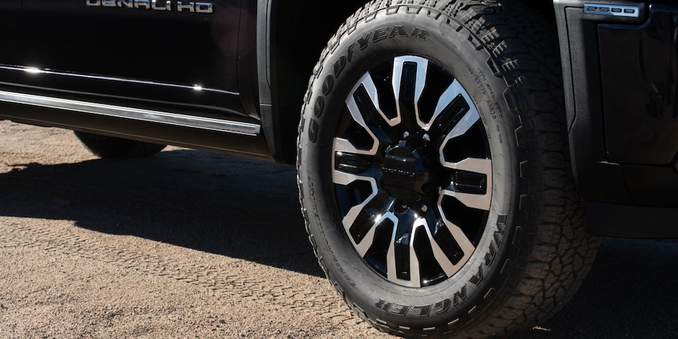  The Impressive Wheel Design of the Sierra HD Denali