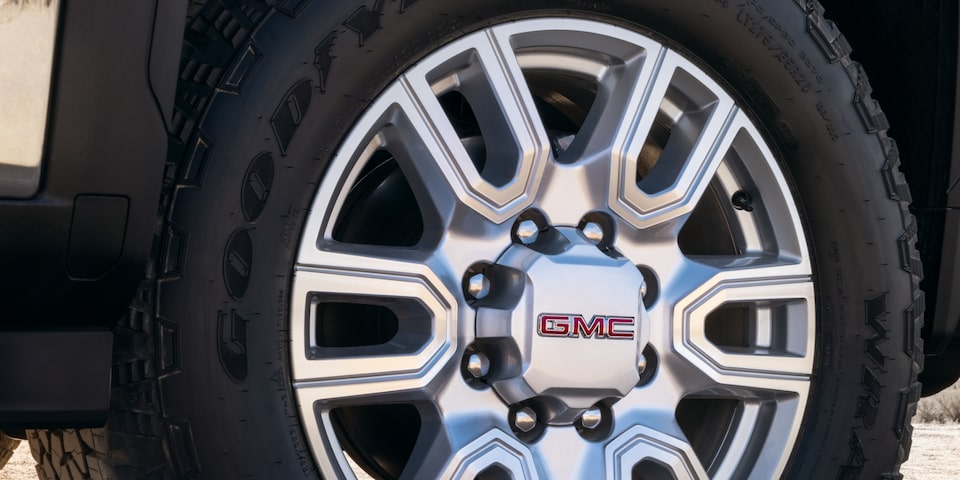A Close-Up on the GMC Sierra HD Wheel and Rim