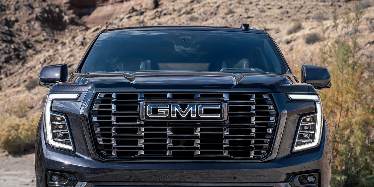 2025 GMC Yukon front fascia