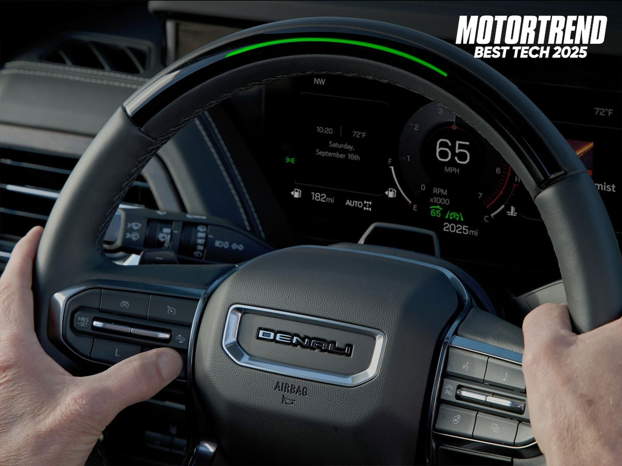 Passenger Side View of the GMC Yukon Steering Wheel and Infotainment System