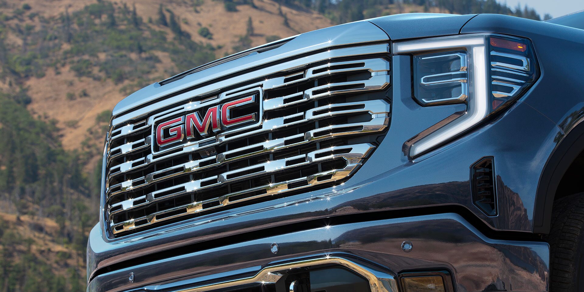2025 GMC Sierra 1500 front grille
