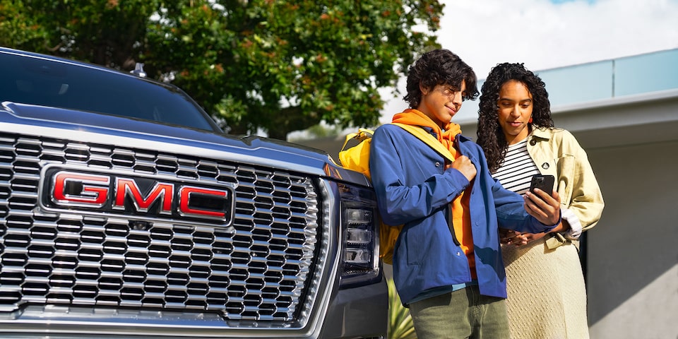Close-up of the GMC Sierra 1500 Premium Infotainment System
