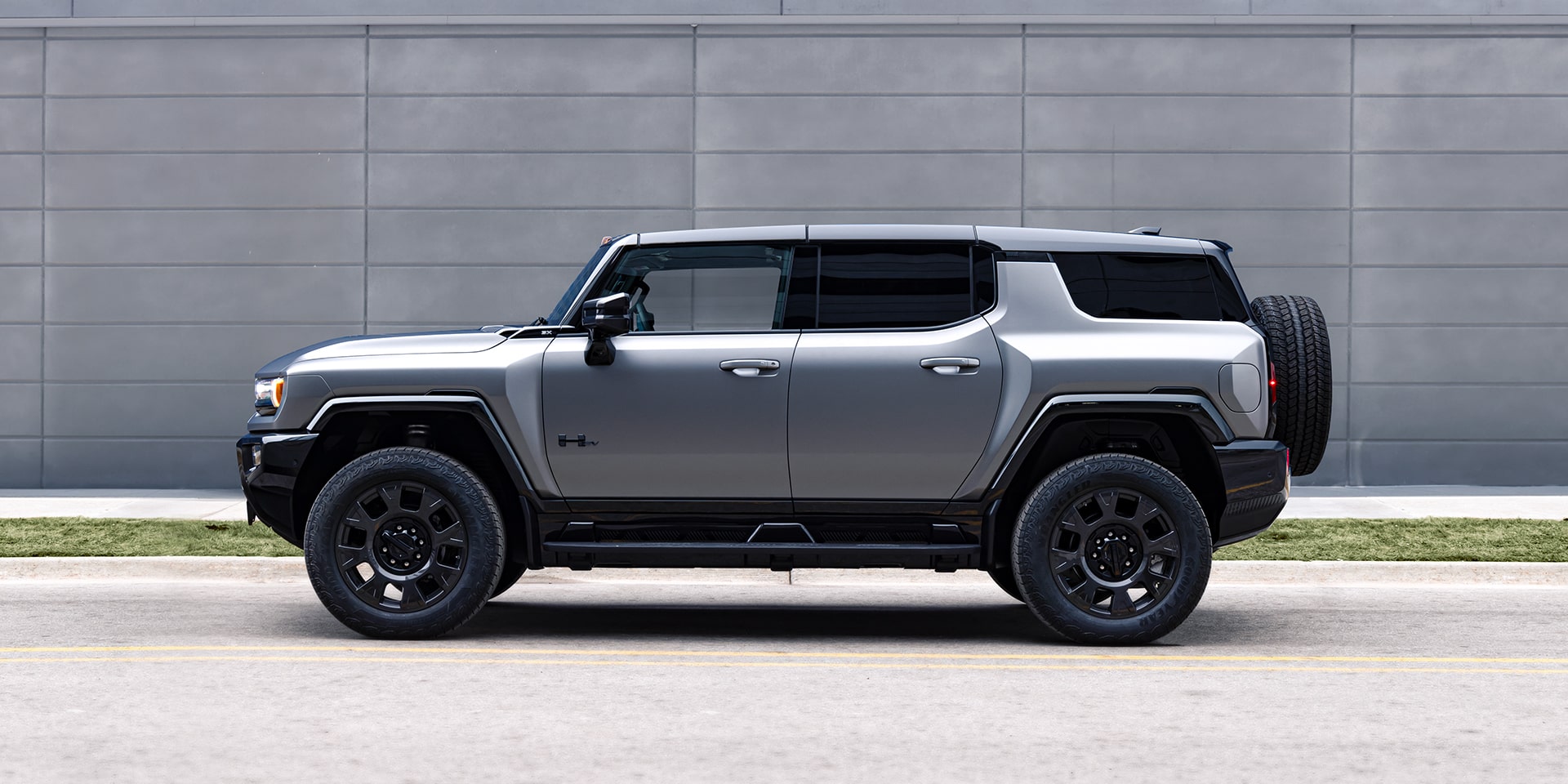 explore new gmc suv models available in queens