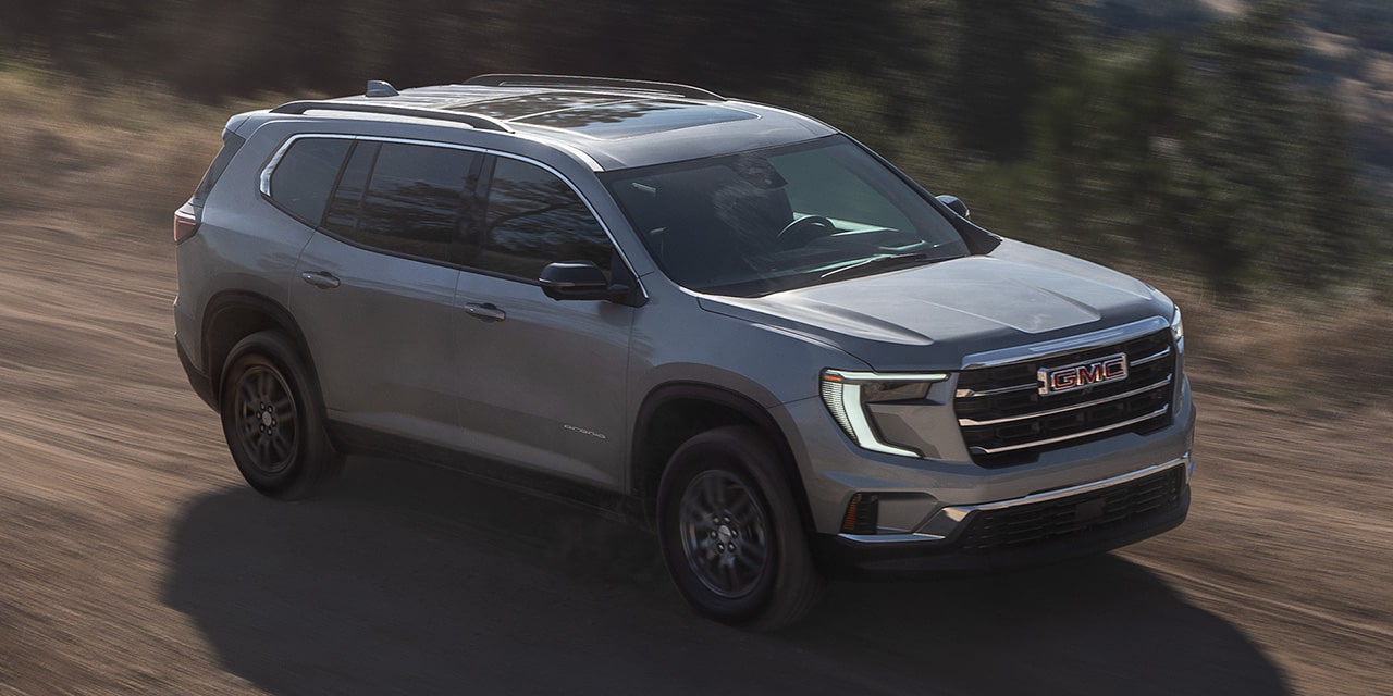 Close-up View of the Grille and GMC Logo on the Acadia Elevation Mid-Size SUV