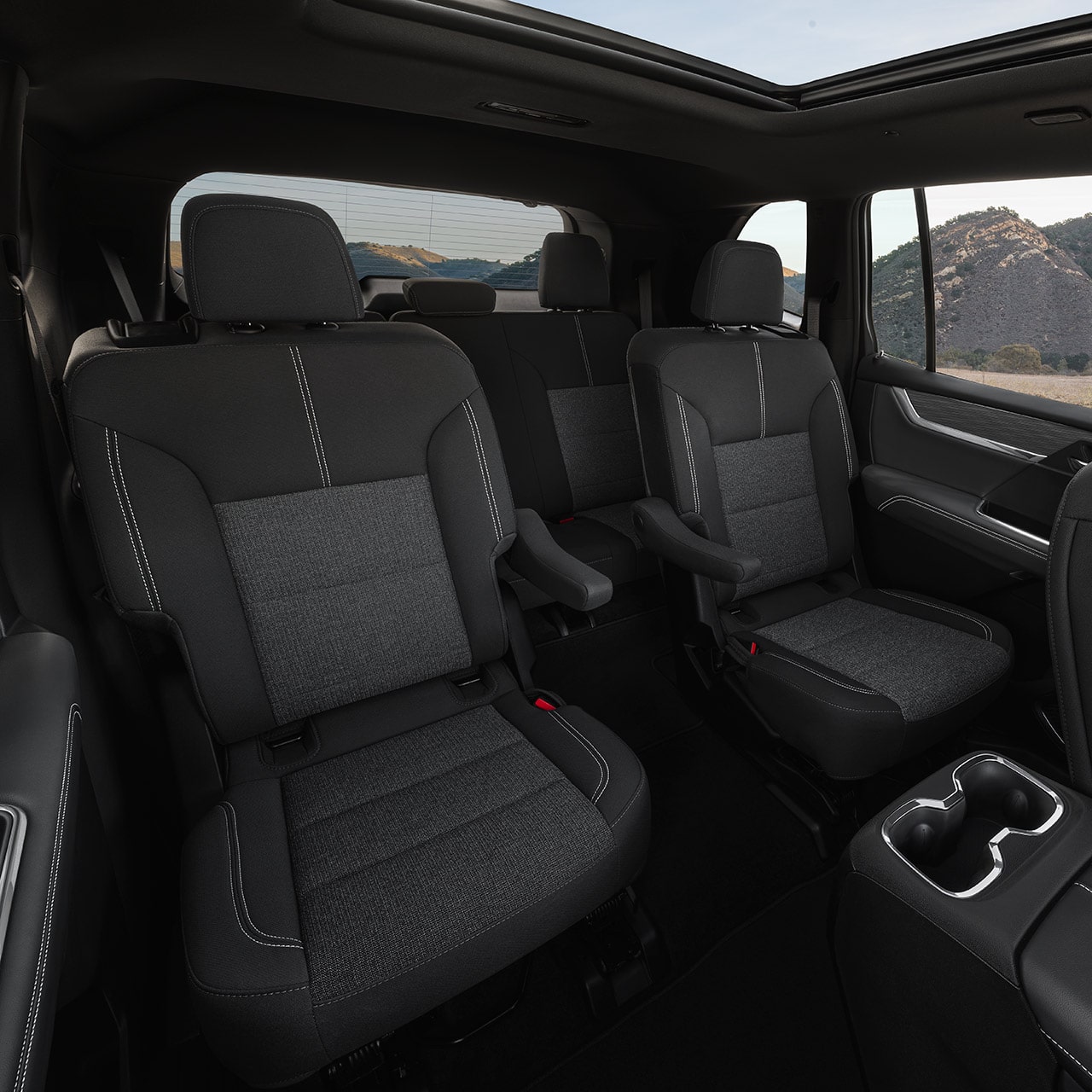 2026 gmc acadia interior seating capacity