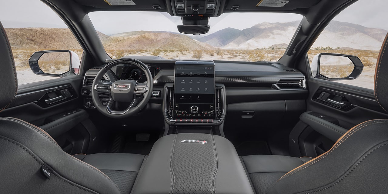 Interior View of the Front Row AT4 Signature Seating in the 2026 Yukon