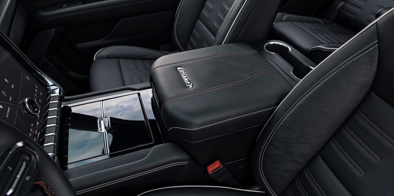 2026 gmc yukon xl interior seating