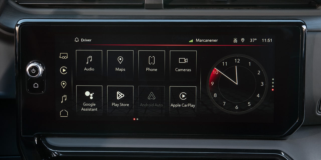 Close-up of the 13.4 Inch Diagonal Premium GMC Infotainment System