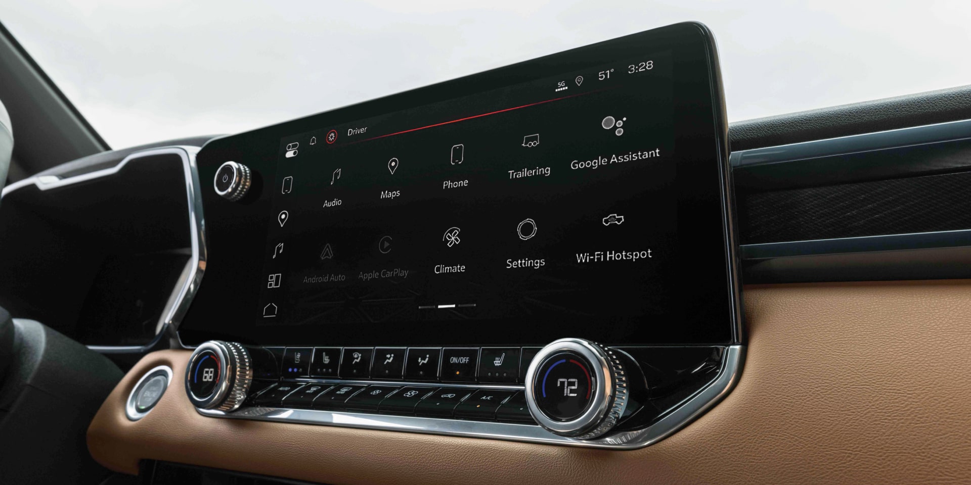 The Interior View of the 2027 GMC Canyon Dashboard with the Infotainment Screen