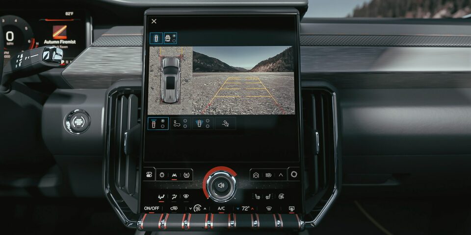 Close-Up on the 2024 GMC Acadia AT4 Infotainment System