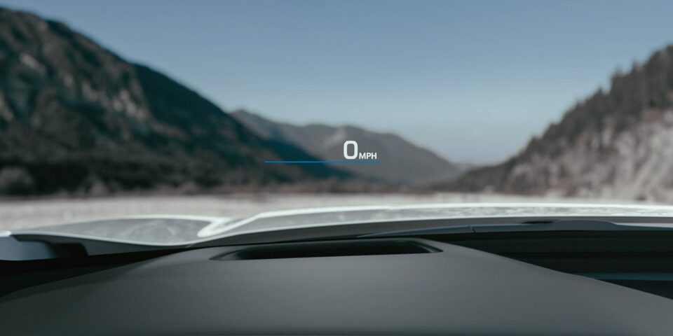 The Heads-Up Display on the 2024 GMC Acadia AT4
