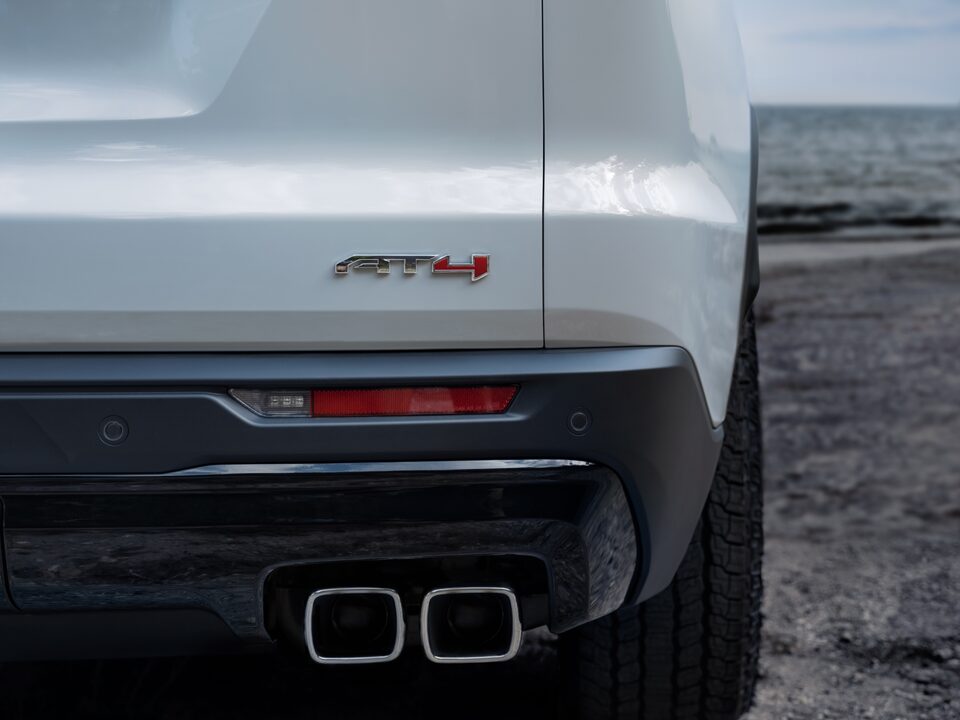 2024 GMC Acadia Reveal MidSize SUV