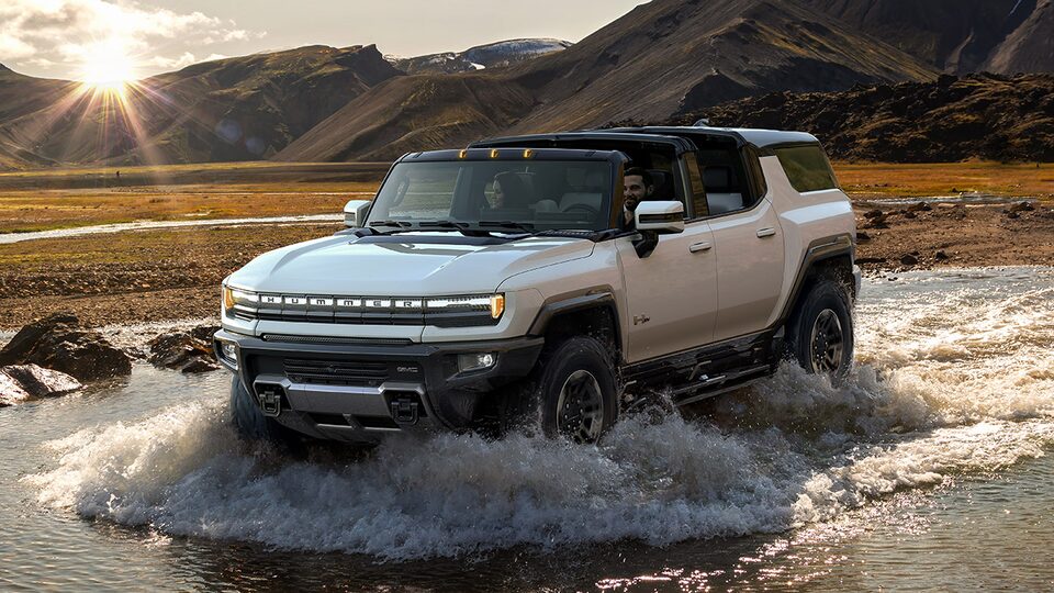 GET EXTREME WITH THE GMC HUMMER EVs