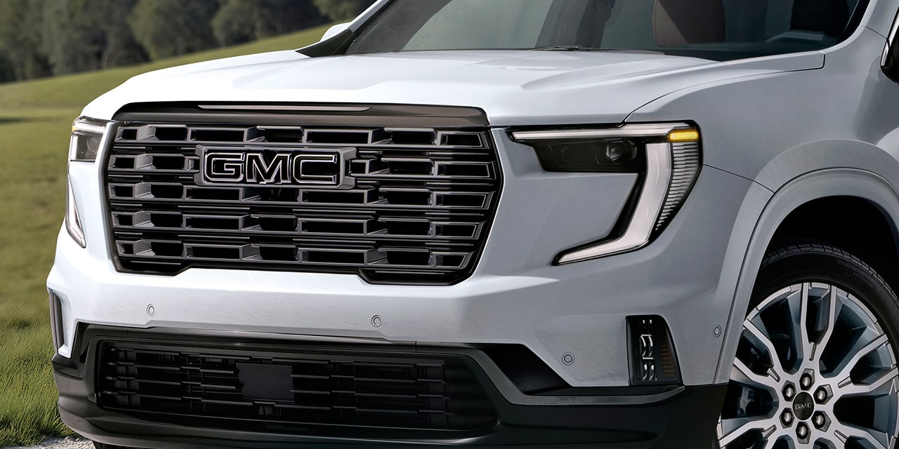 Exterior Animated LED Headlamps on the 2026 GMC Acadia Denali Ultimate Luxury Mid-Size SUV