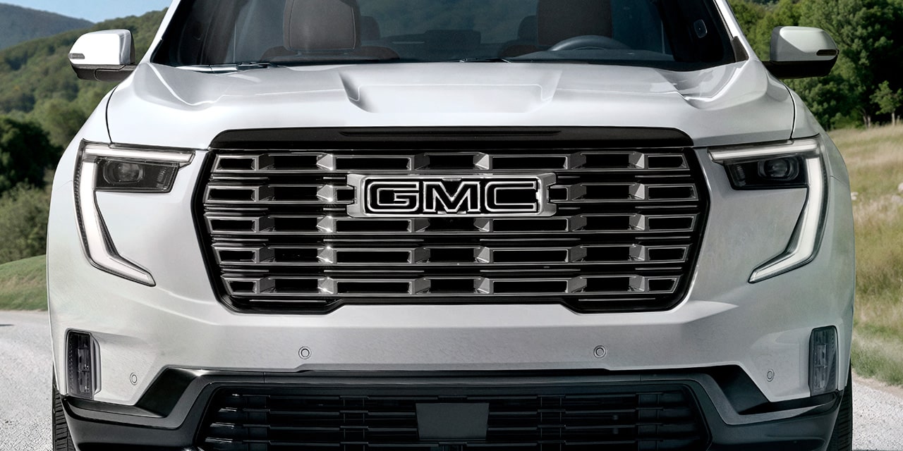 Close-up of the Vader Chrome Grille on the 2026 GMC Acadia Denali Ultimate Luxury Mid-Size SUV