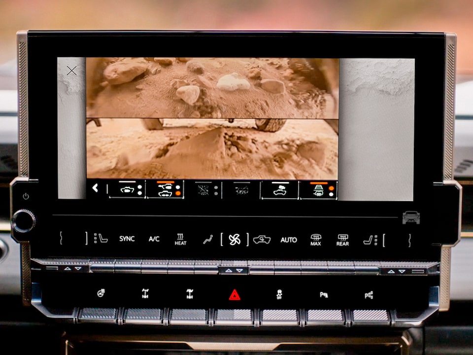 The Hummer EV Displaying a Split Camera View of the Read & Front Angles on the Infotainment System