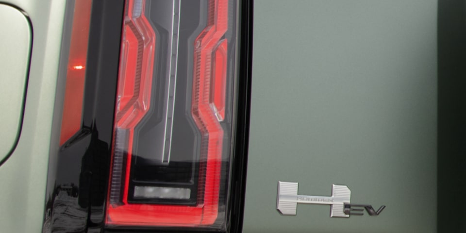 The Sleek Look of the Hummer Taillamps 
