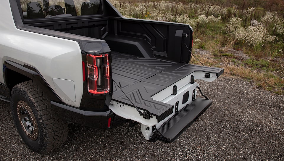 The Convenient Multiflex Tailgate of the Hummer EV