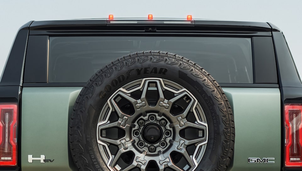 The power Rear Dropping Glass of the Hummer EV SUV