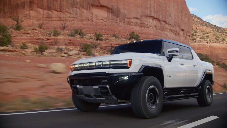 SUPER CRUISE DRIVER-ASSISTANCE TECHNOLOGY