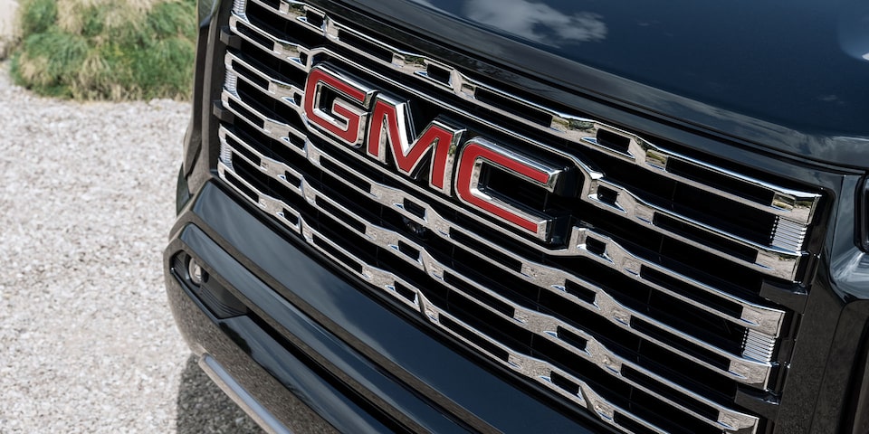 Close-Up on the Front Grille of the GMC Canyon Denali