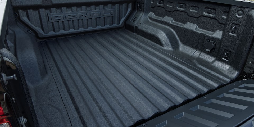 Close-Up on the Versatile Open Cargo Bed on the 2024 GMC Canyon Denali