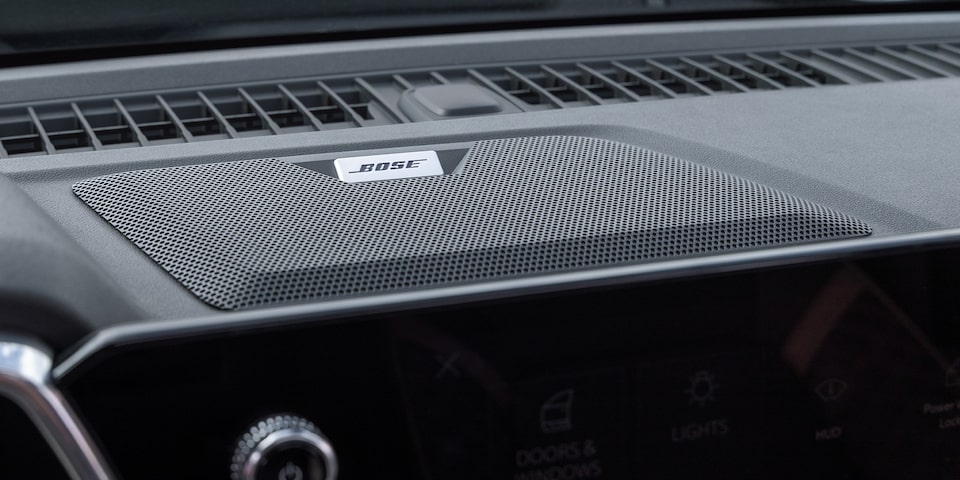 Close-Up on the GMC Canyon AT4 Premium Bose System